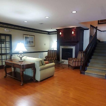 Wingate By Wyndham Youngstown - Austintown Екстер'єр фото