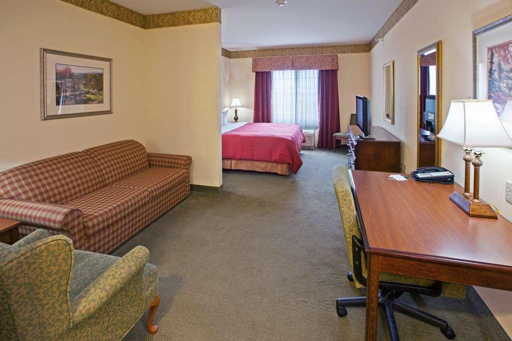 Wingate By Wyndham Youngstown - Austintown Екстер'єр фото