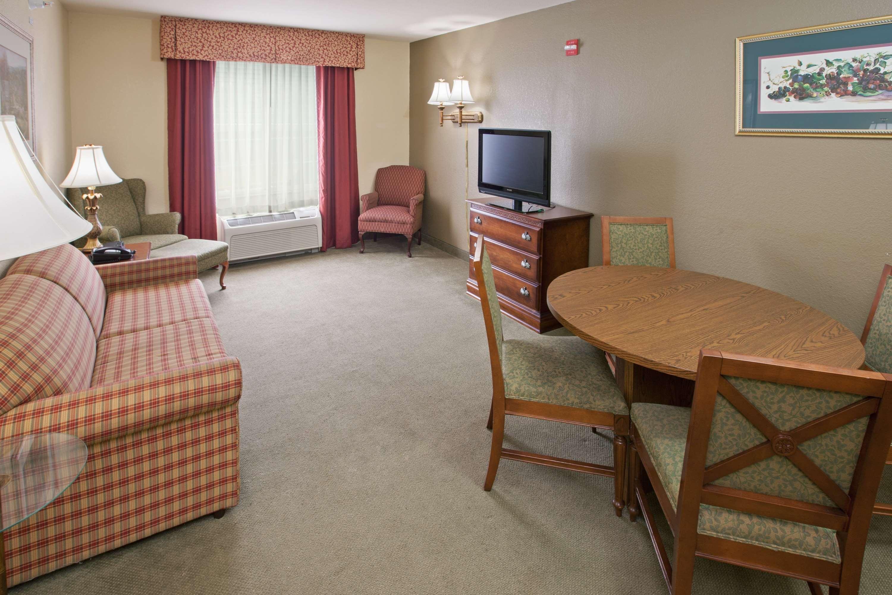 Wingate By Wyndham Youngstown - Austintown Екстер'єр фото