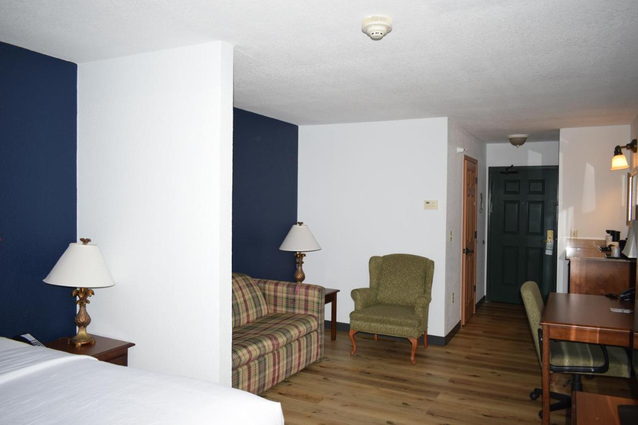 Wingate By Wyndham Youngstown - Austintown Екстер'єр фото