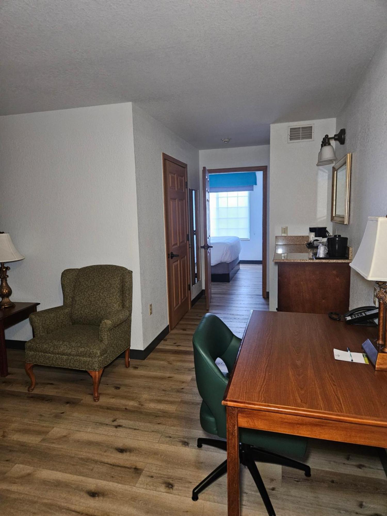 Wingate By Wyndham Youngstown - Austintown Екстер'єр фото