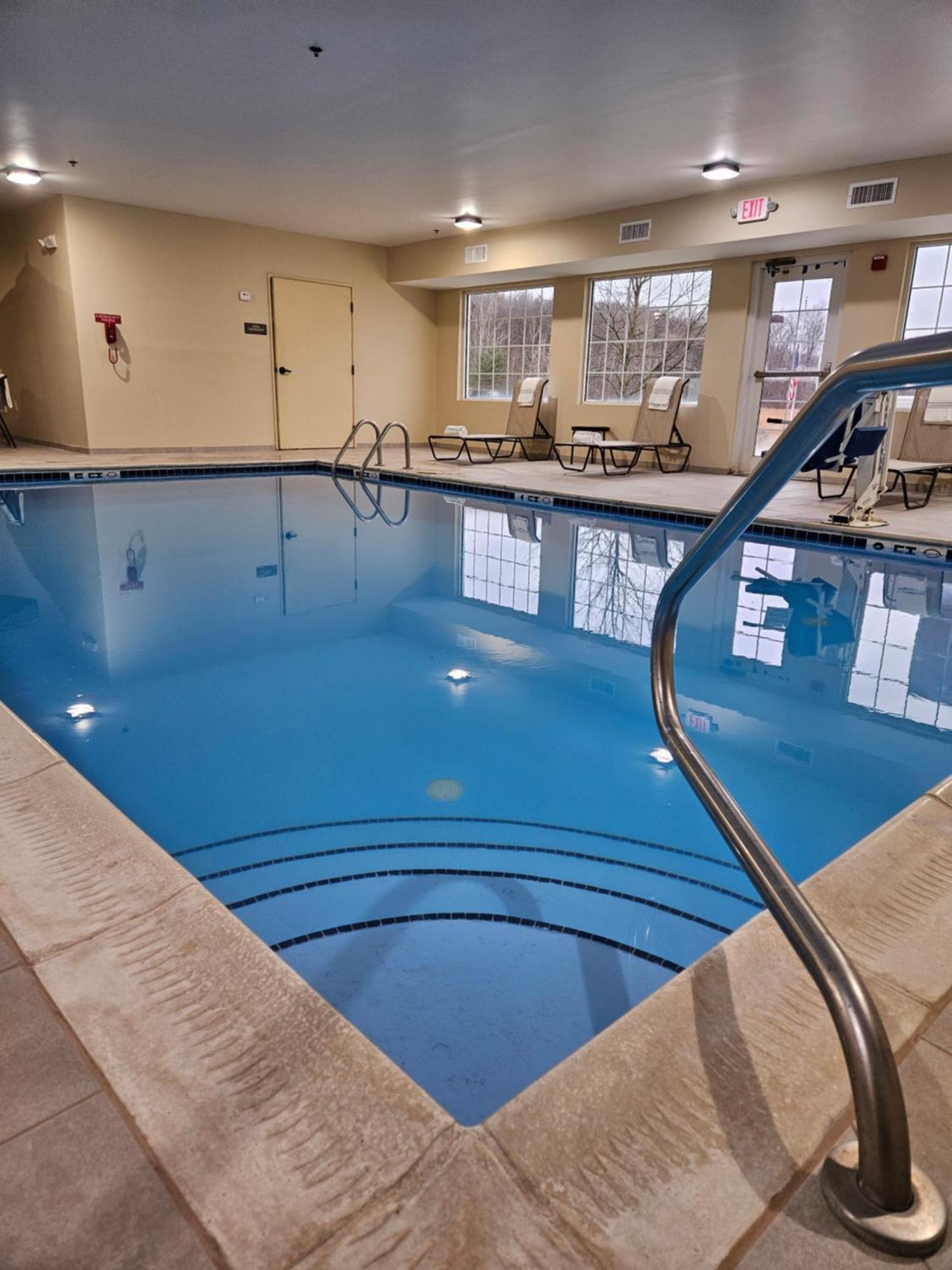 Wingate By Wyndham Youngstown - Austintown Екстер'єр фото